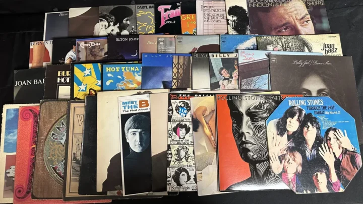 Compra venta vinilos Barcelona - Girona - Lleida - Noviembre 2026